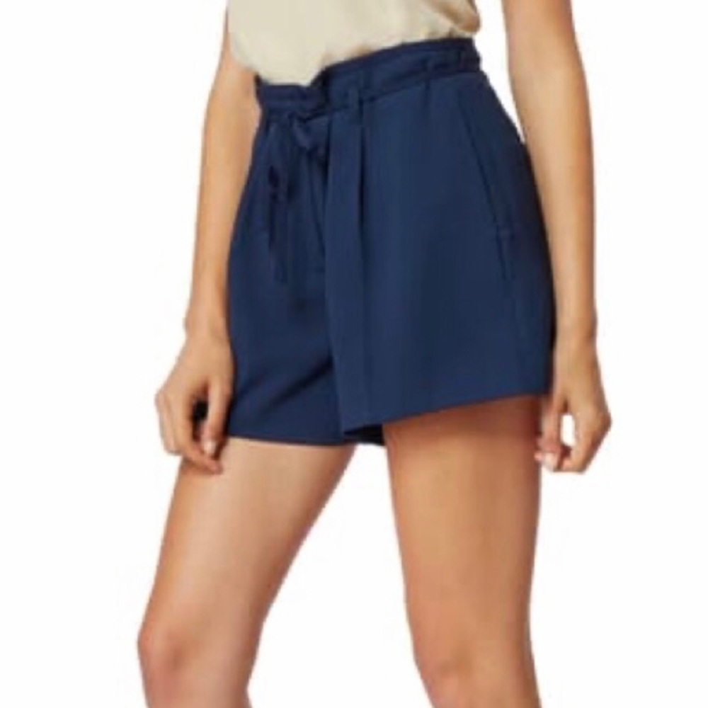 Habitual Dress Blues Flouncy Navy Blue Shorts With Belt Tie Size 4 NEW